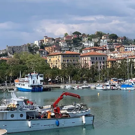 Le Di Nathan - 5 Terre Near The Station 3* La Spezia