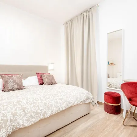 Gasthuis Le Di Nathan 3*