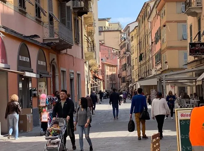 Pensionat Le Di Nathan - 5 Terre Near The Station La Spezia